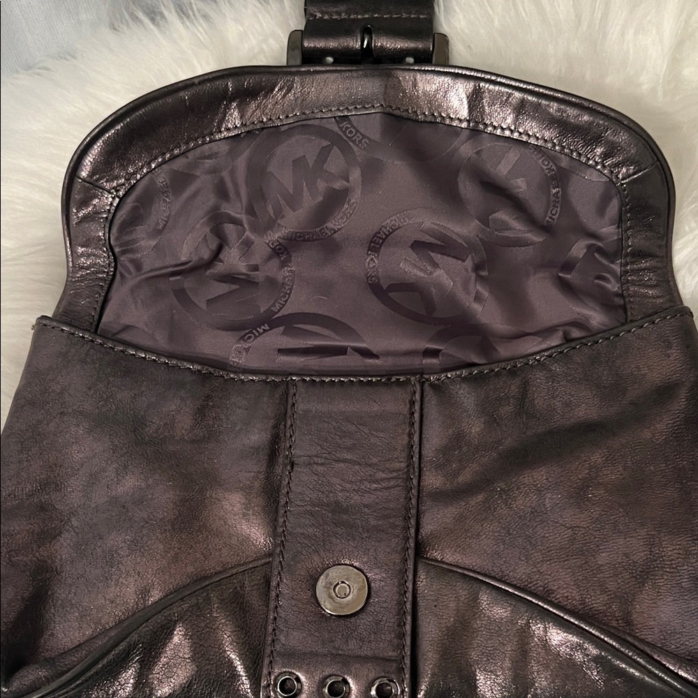 Michael Kors Shimmering Dark Clutch - Picture 3 of 6